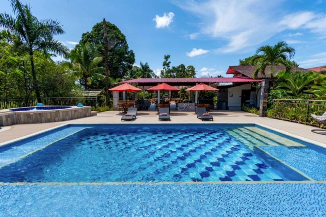 Nq Hotel Orinoquia Granja Campo Alegre Екстериор снимка