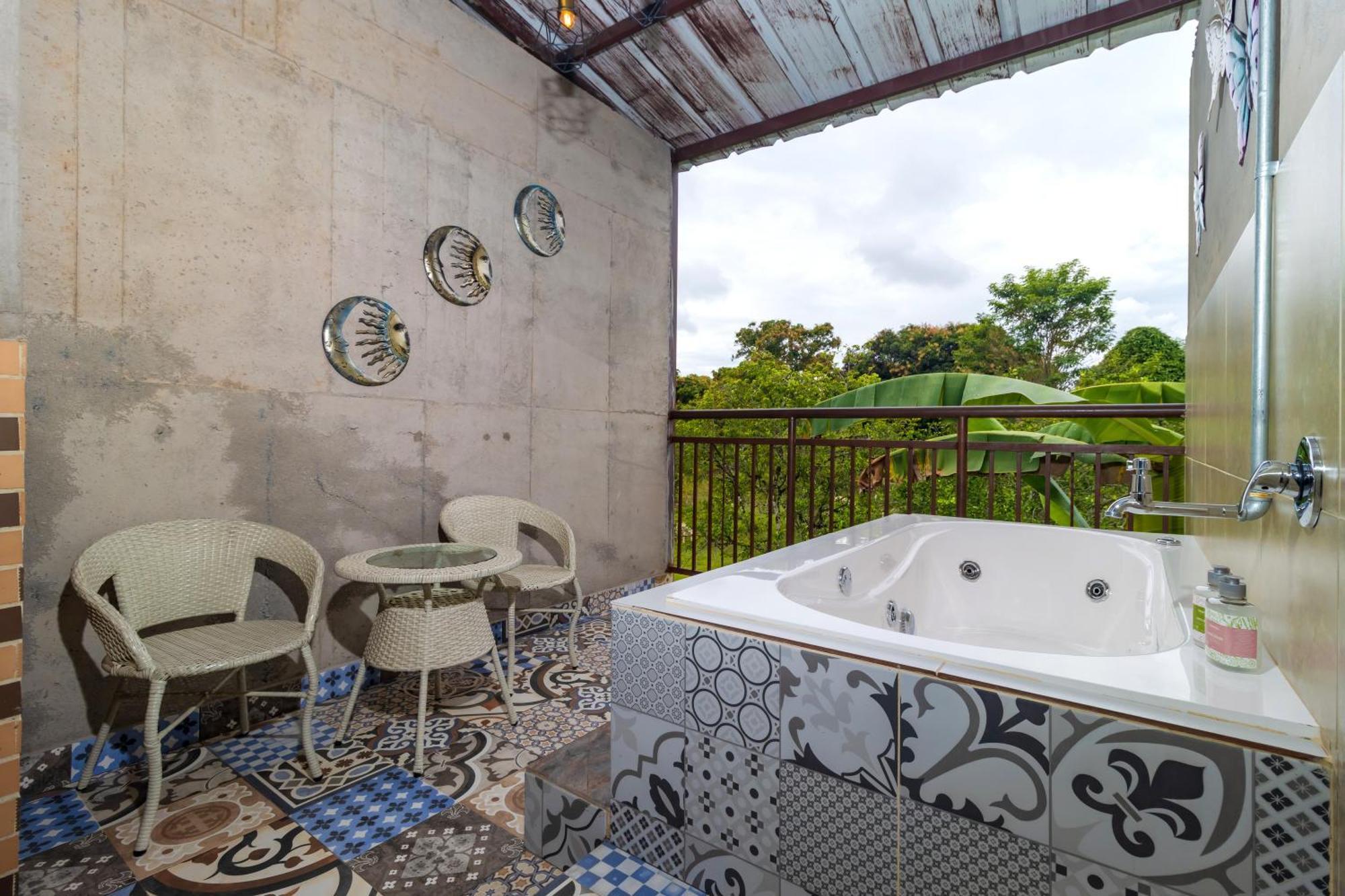 Nq Hotel Orinoquia Granja Campo Alegre Екстериор снимка