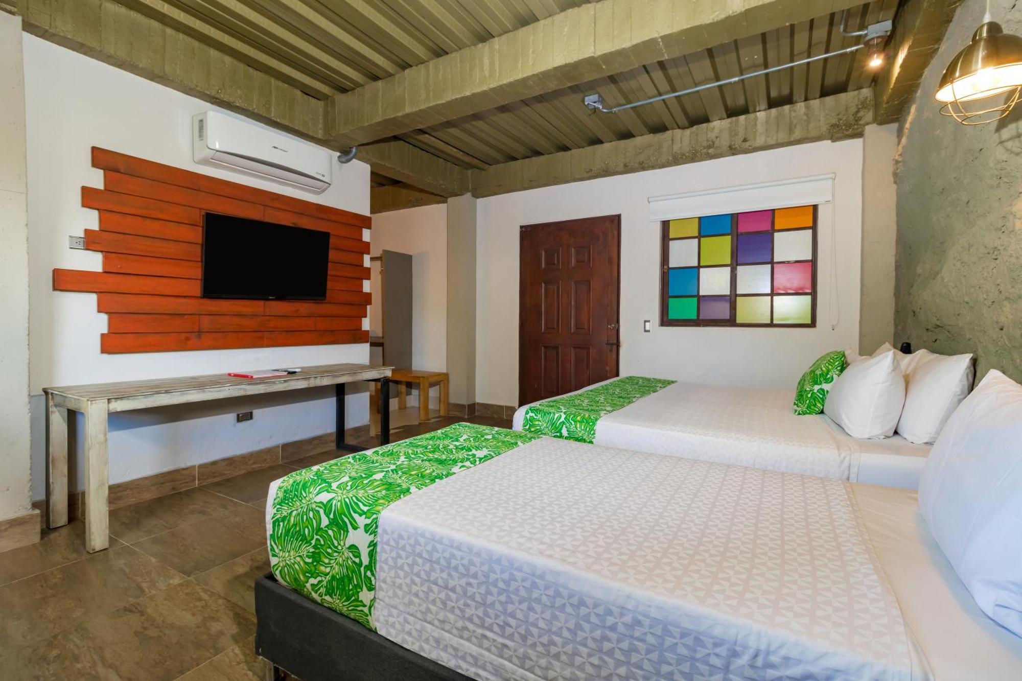 Nq Hotel Orinoquia Granja Campo Alegre Екстериор снимка