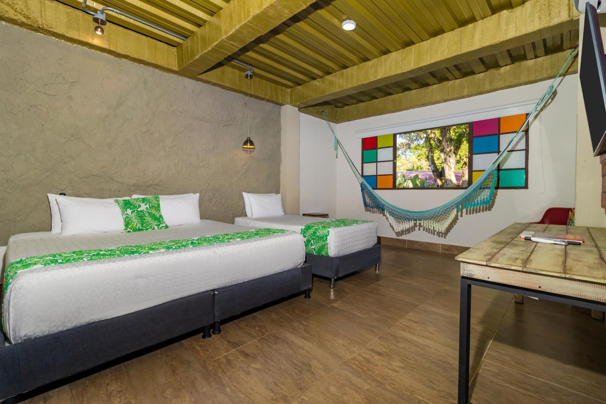Nq Hotel Orinoquia Granja Campo Alegre Екстериор снимка